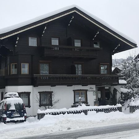 Pension Kuntschner Mittersill Exteriör bild
