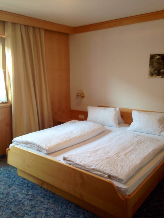 Pension Kuntschner Mittersill Rum bild